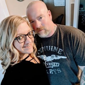 Meet your Posher, Lorin